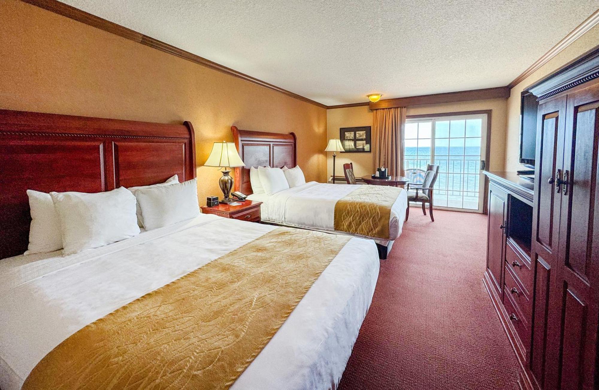 Comfort Inn Lakeside Макино Сити Екстериор снимка