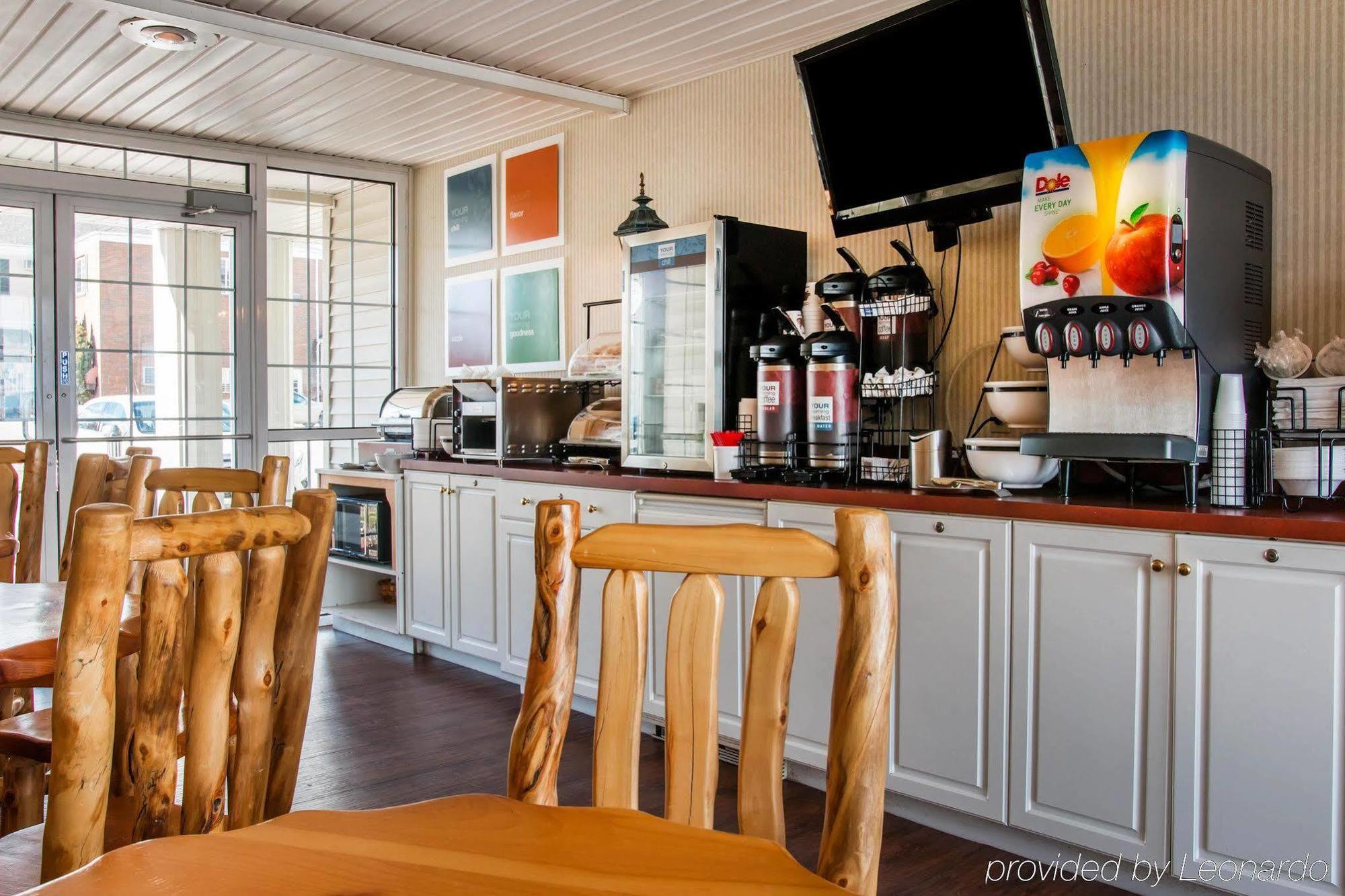 Comfort Inn Lakeside Макино Сити Екстериор снимка